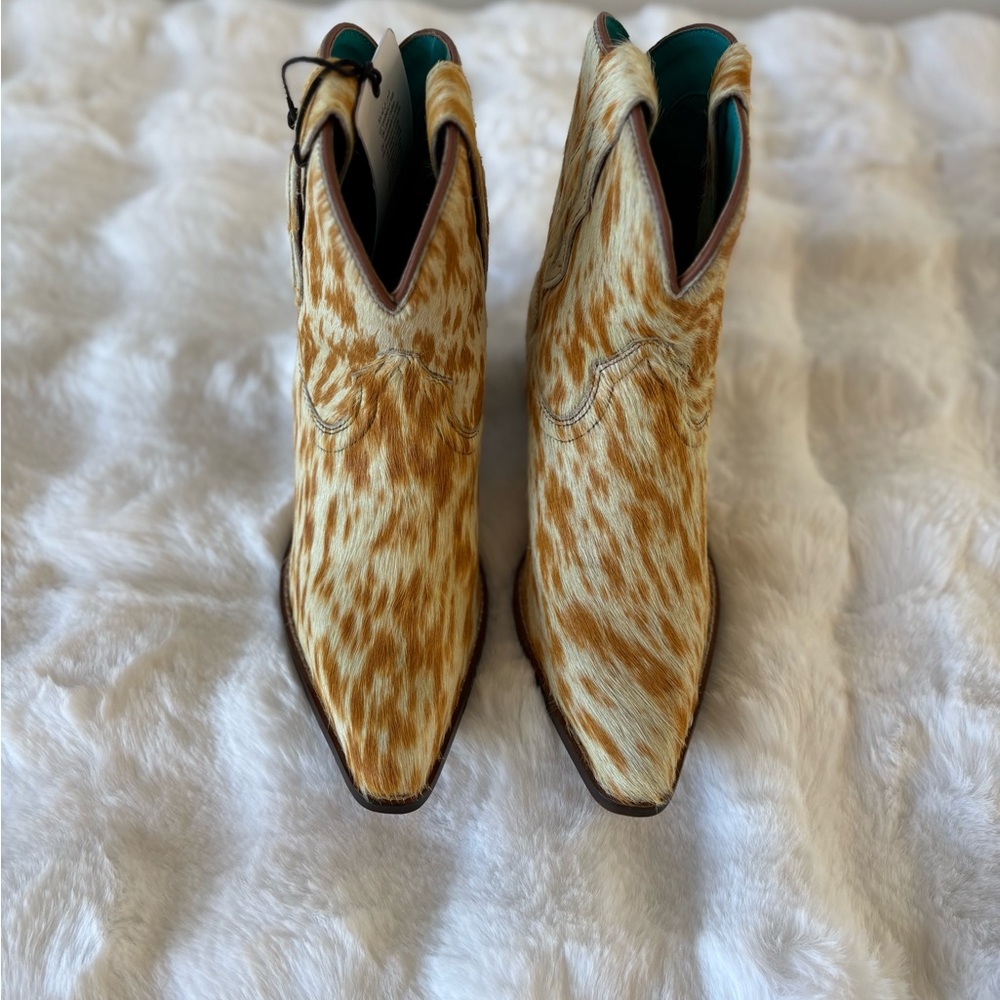 MYRA- COWDIE WESTERN HAIRON LEATHER BOOTIES - Picture 3 of 10